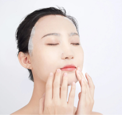 Semi Automatic Facial Mask Folding &amp; Sealing Pack Machine For Cosmetics Factory