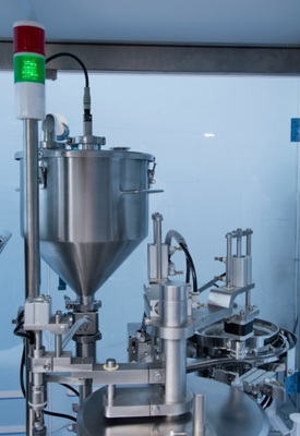 Automatic Prefilled Sterile Normal Saline Plastic Syringe Injector Gel Filling Machine