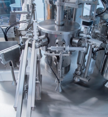 Automatic Prefilled Sterile Normal Saline Plastic Syringe Injector Gel Filling Machine