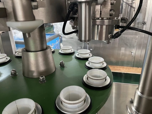 Semi Automatic Paste Filling And Sealing Machine With ±1% Accuracy And PLC Control System