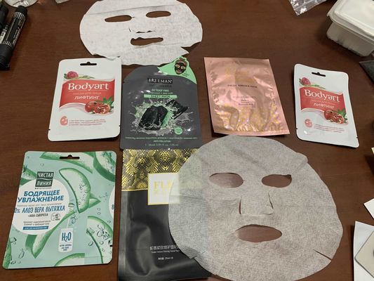 High Efficiency face mask cutting folding packing machine adjustable speed facial mask packing machine
