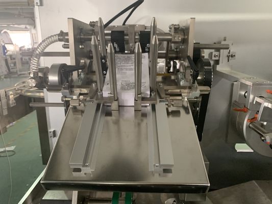 Touch Screen Continuous Automatic wet wipes and facial mask Cartoning Machine 120 box/Min